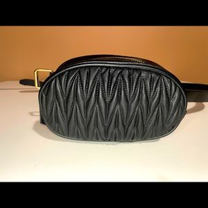 Quilted Fanny pack. Black